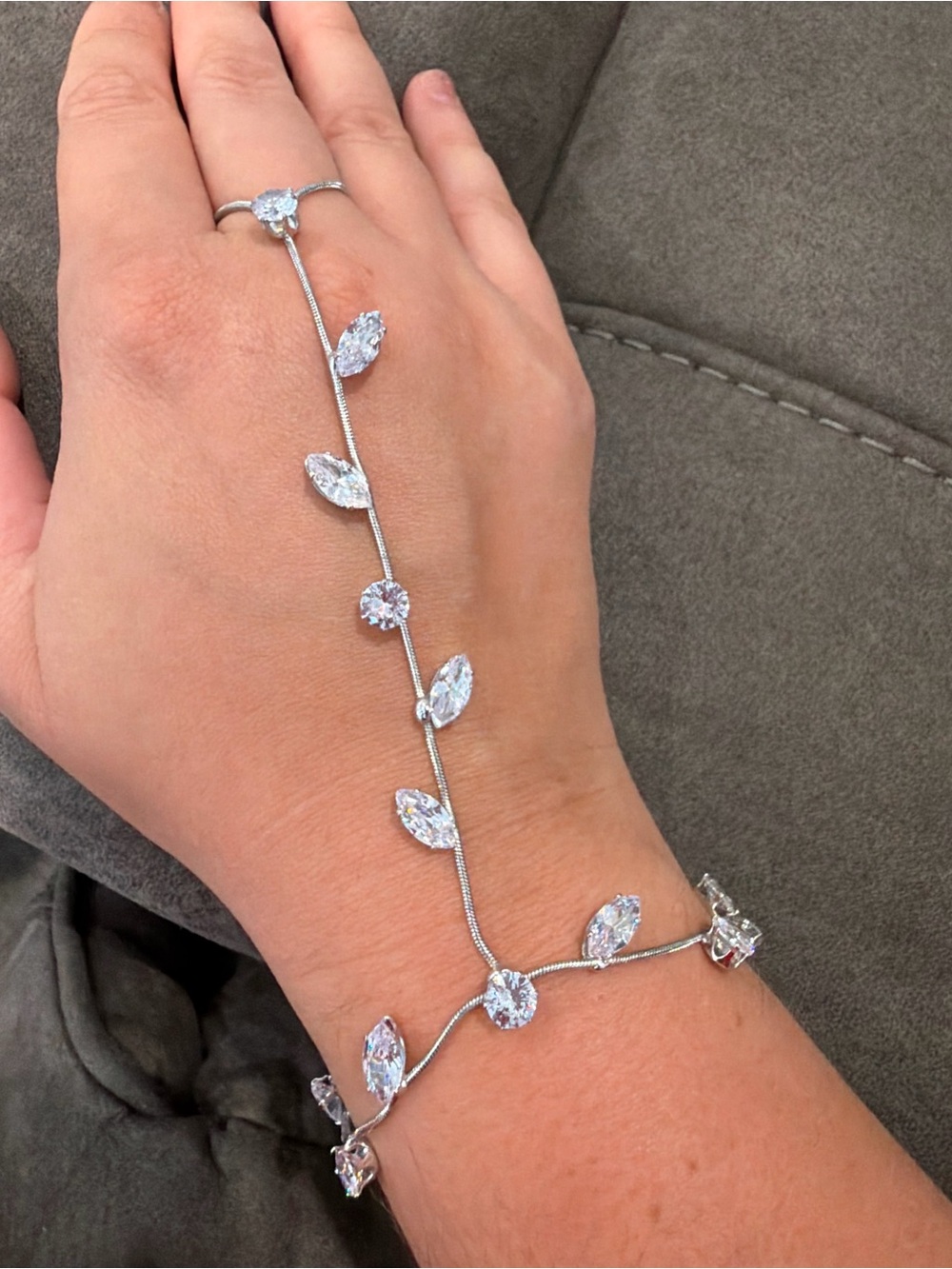 New Crystal Leaf Silver Hand Chain Bracelet - White